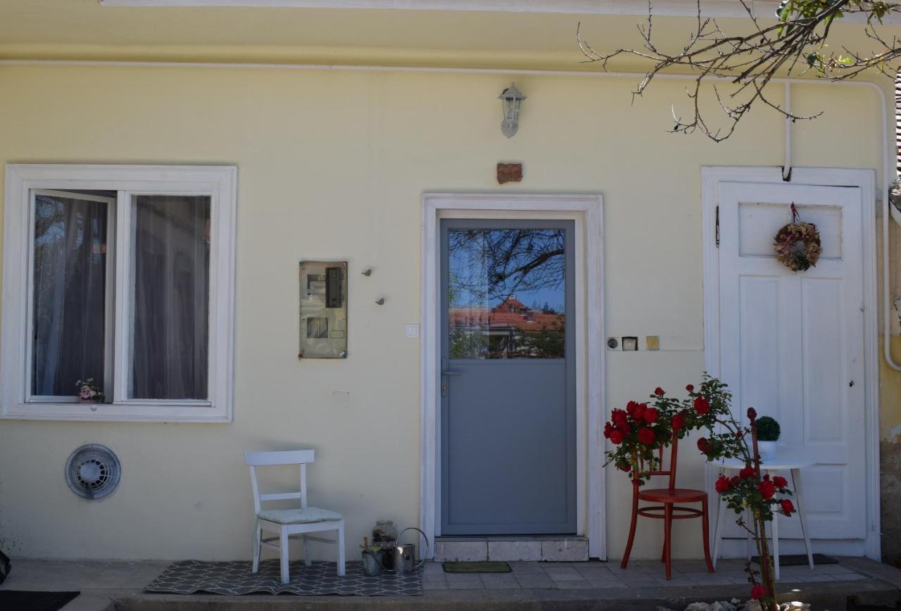 Malomszeg Apartman 2 Pecs Luaran gambar